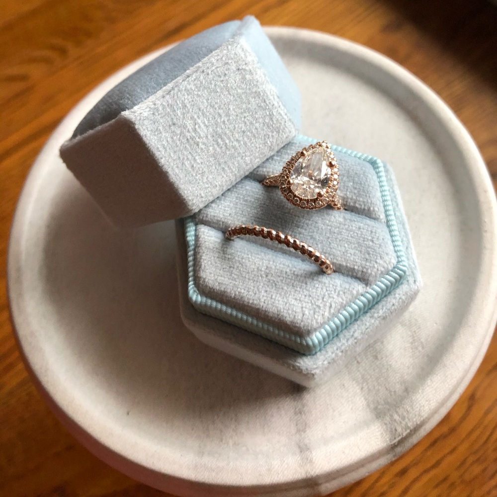 Velvet Ring Box